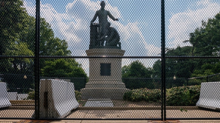 How will issue of monuments and statues impact 2020 campaigns?
