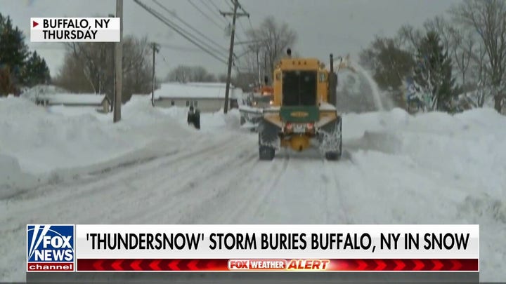 Bills-Browns game moved to Detroit as 'thundersnow' buries Buffalo
