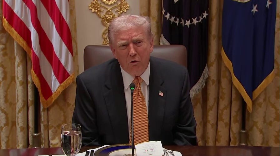 Hungarian prime minister quips he wants to hire Karoline Leavitt after she rips media over affordability coverage