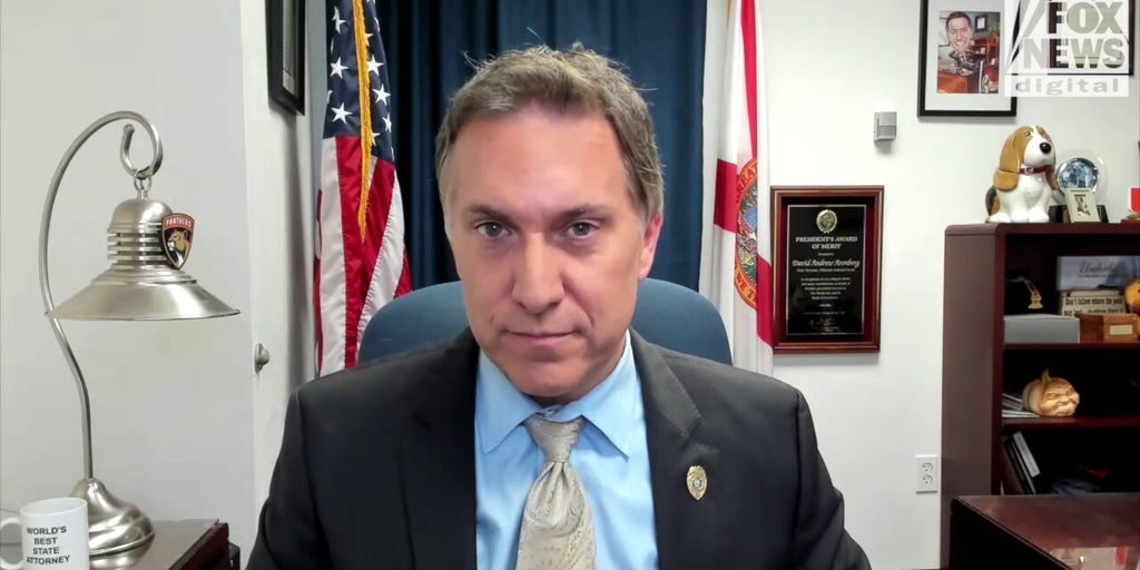 Palm Beach prosecutor takes down LA counterpart's shocking Menendez brothers move