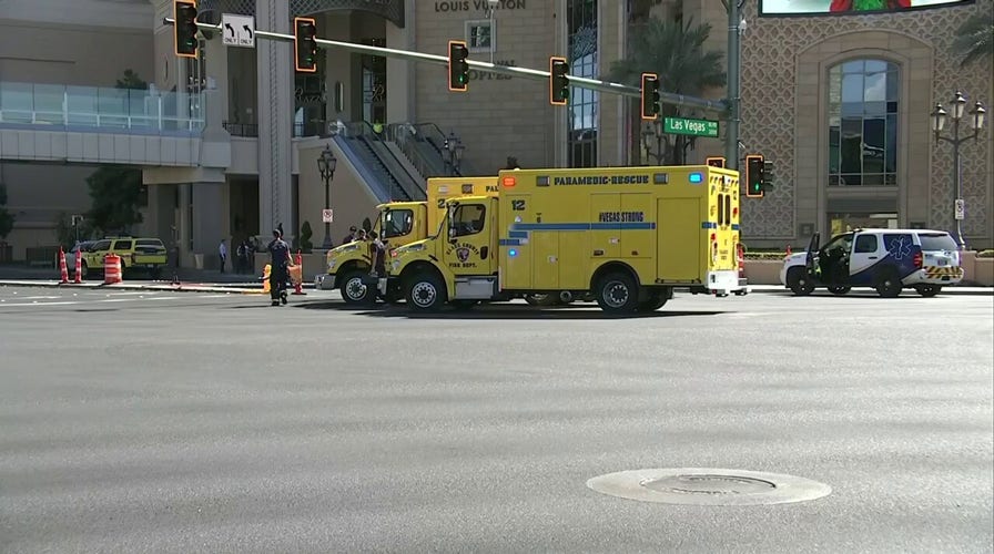 Video shows first responders at the scene of a mass stabbing in Las Vegas