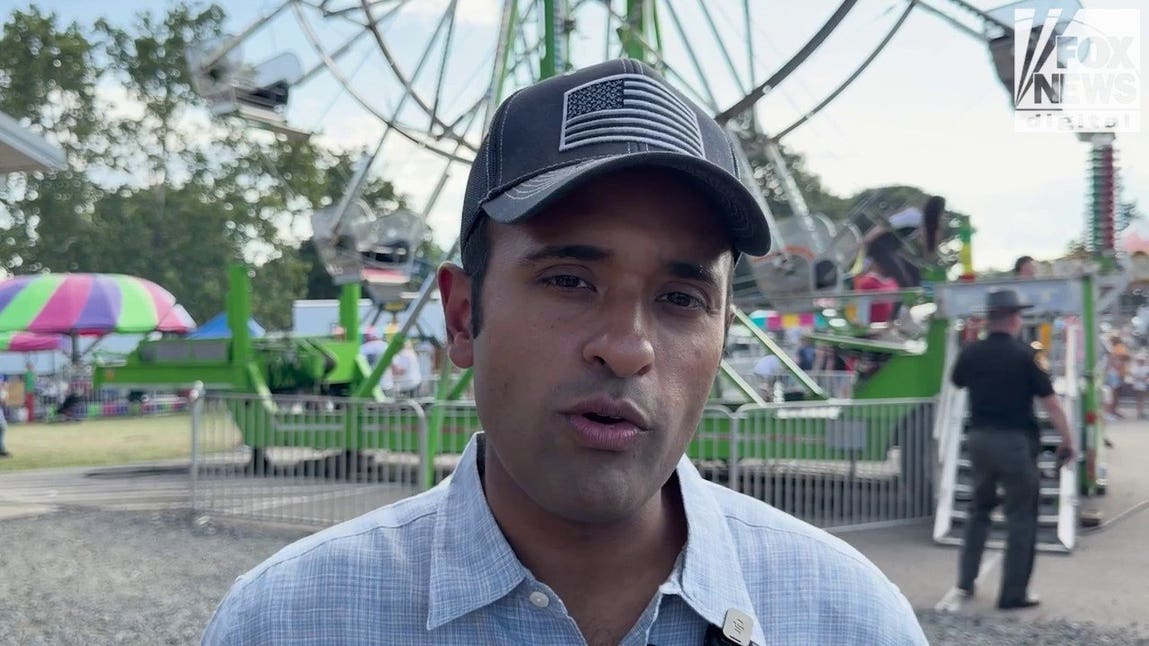 Vivek Ramaswamy weighs in on Ohio governor's race at county fair