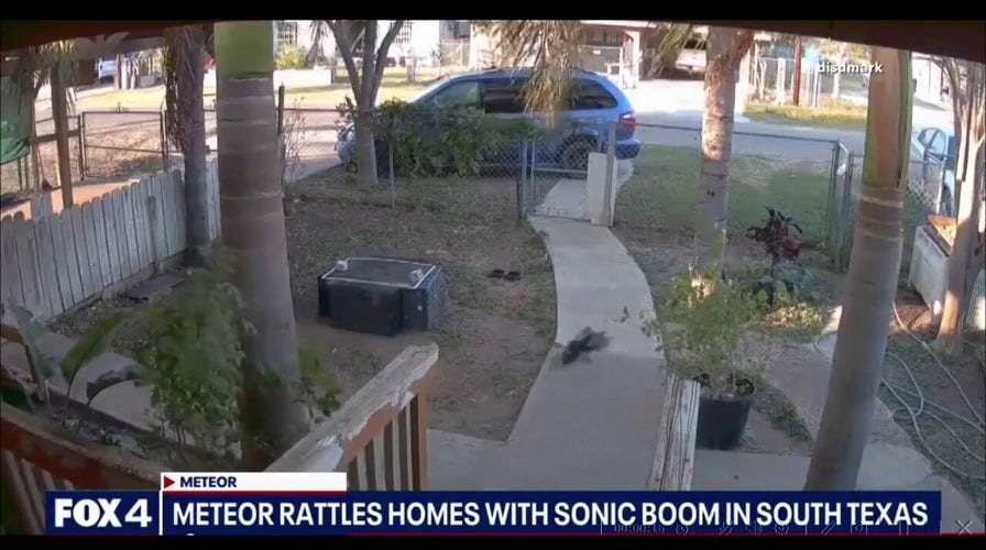 Sonic boom heard as meteor crashes into ground near McAllen, Texas