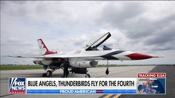 Thunderbirds, Blue Angels take flight together at Kansas City Air Show