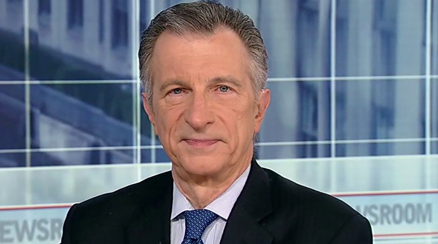 Henninger: Coronavirus exposes key political weaknesses of both Trump, Sanders