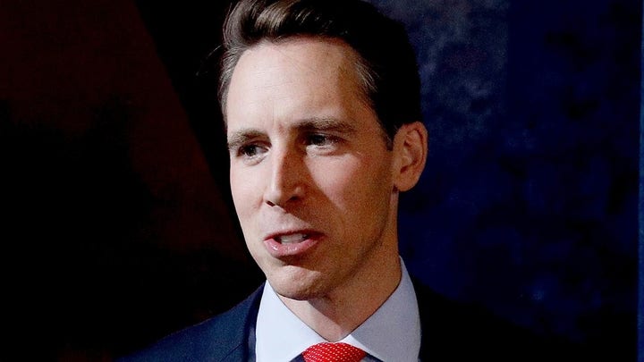 Sen. Hawley grills DOJ official on attempt to 'chill' parents' speech