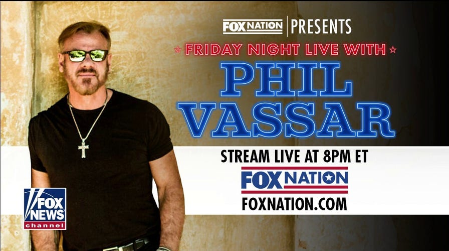 Phil Vassar previews Fox Nation living room concert