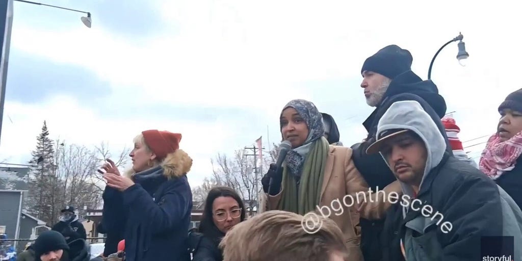 WATCH: Far-let 'squad' lawmaker promises people 'will pay' after Minneapolis ICE shooting