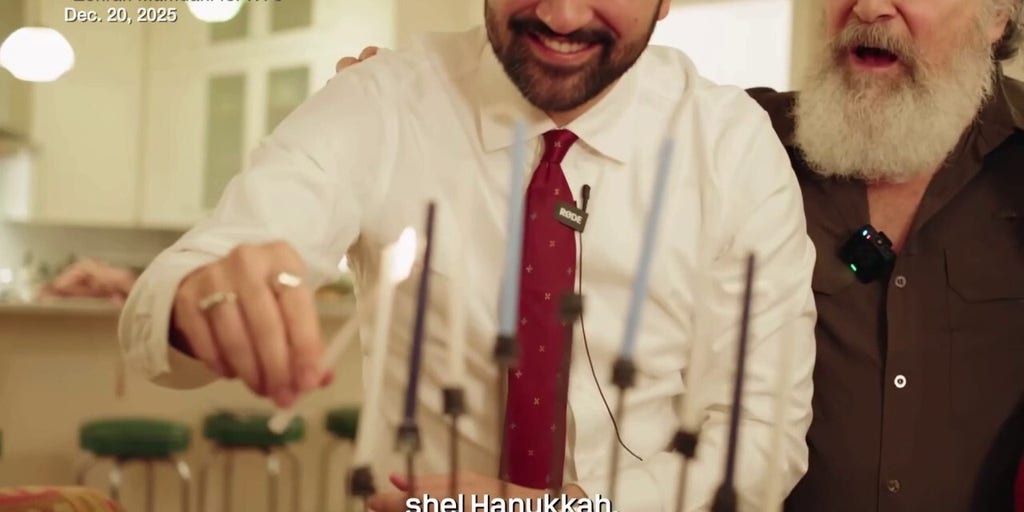 Zohran Mamdani joins Mandy Patinkin in Hanukkah celebration