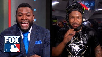 'Daaa Yankees Lose' 😂 Vladimir Guerrero Jr. & Big Papi TROLL New York after getting eliminated by Blue Jays