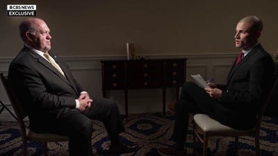 Tom Homan makes interviewer freeze by turning his question back on him