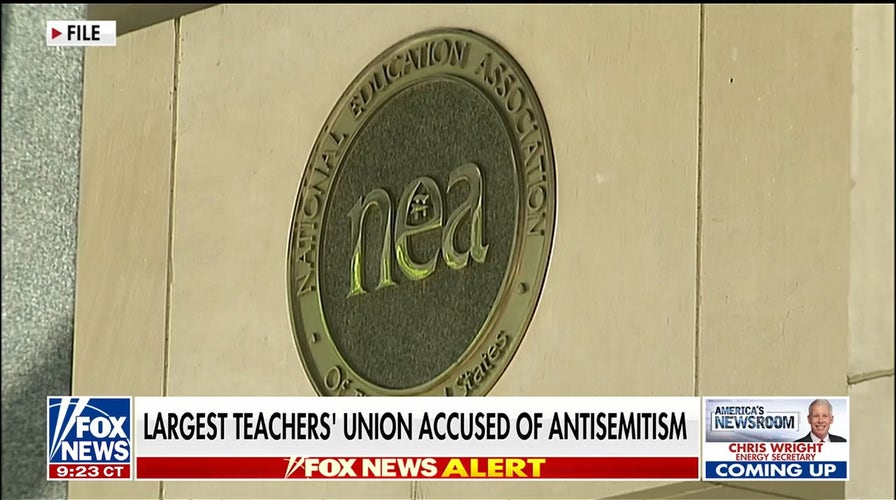 Largest teachers' union accused of antisemitism in federal civil rights complaint