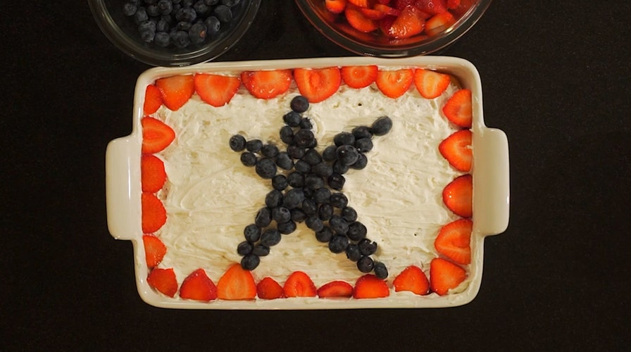 Steve Doocy cooks tres leches superstar cake