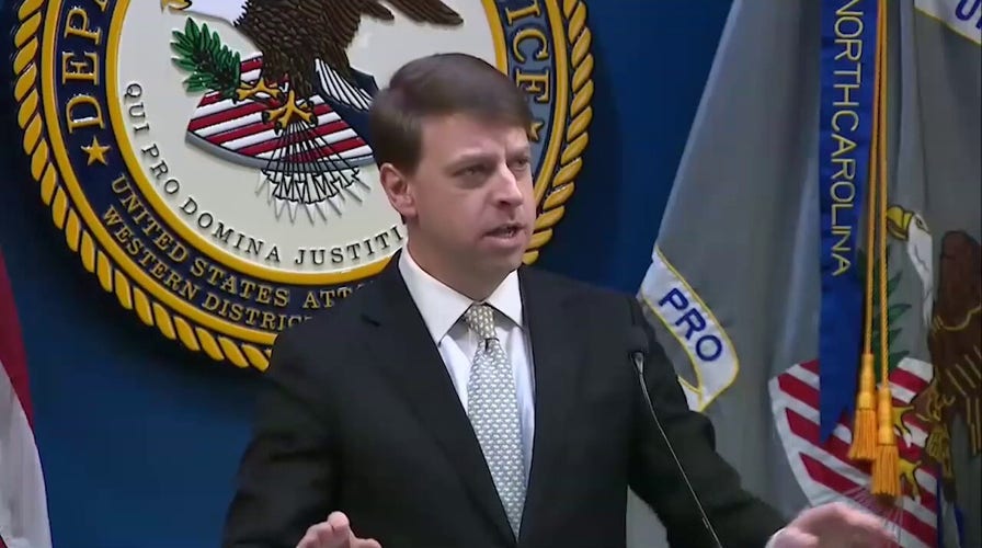 Los fiscales describen cómo FBI y las fuerzas del orden frustraron el presunto complot para atentar en Nochevieja.