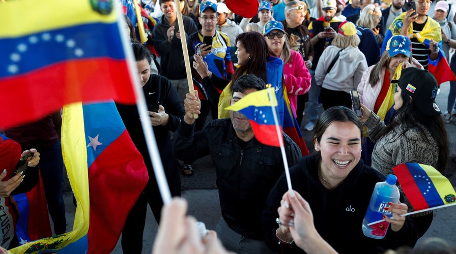  Group of Republican lawmakers clasp  property   league  connected  Venezuela