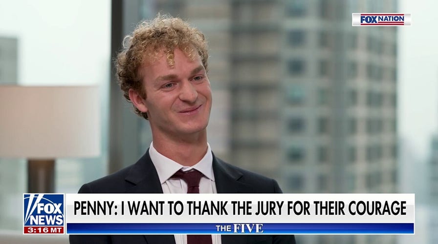 Daniel Penny gets emotional revealing what he'd tell the jury that found him not guilty