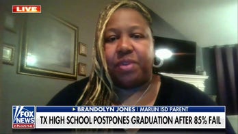 Mom outraged after Texas high school postpones graduation: 'Catastrophic failure of leadership'