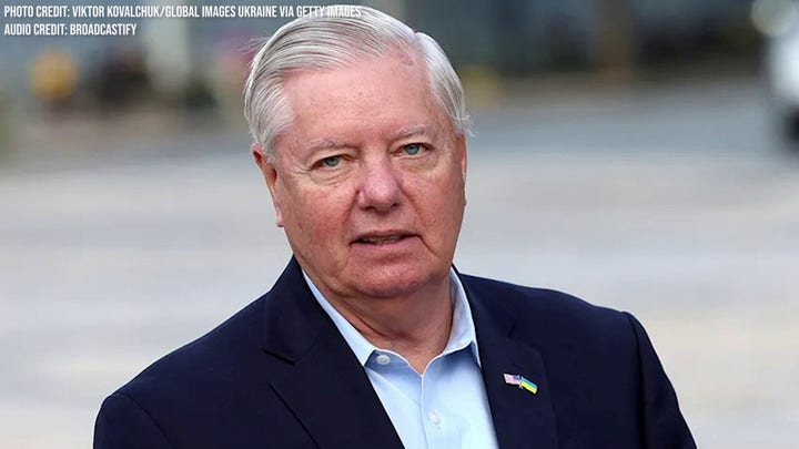 El audio de la centralita del 911 detalla la llamada por un paro cardíaco en la casa Lindsey senador Lindsey antes de su muerte repentina
