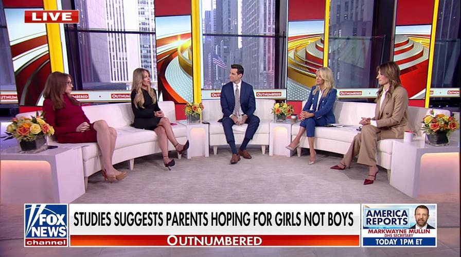 Tomi Lahren decries 'cringe-worthy' gender reveal disappointment videos