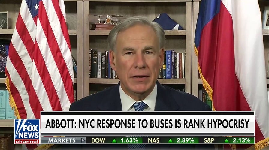 War of words between Texas governor and New York City mayor