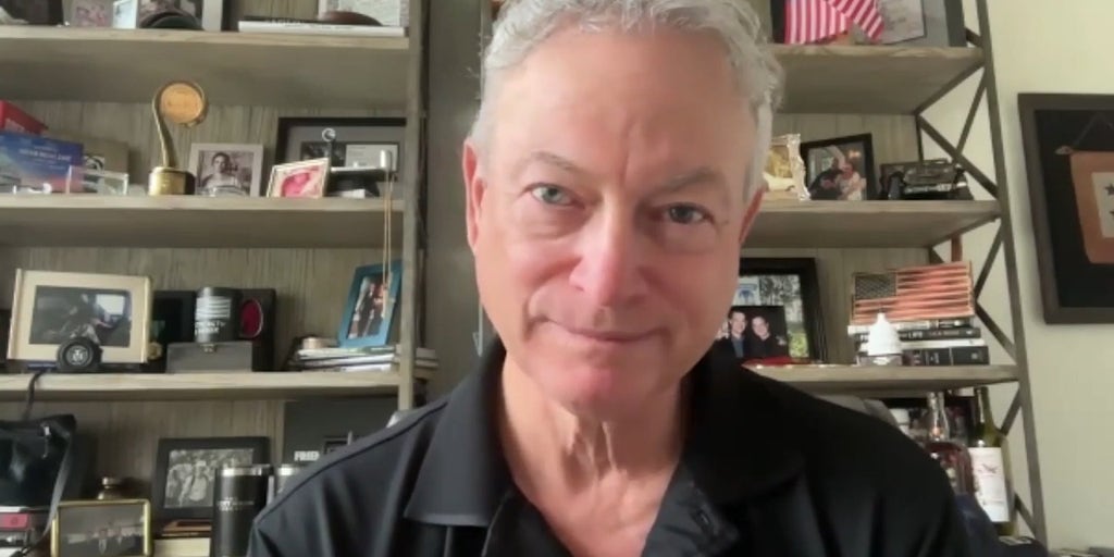Gary Sinise says Veterans’ Day is a reminder that ‘the mission never ends’ for those who serve