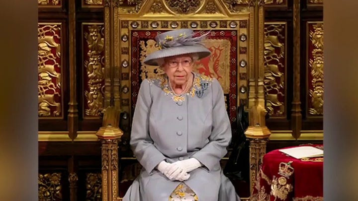 Queen Elizabeth 'rose above politics': Royal expert