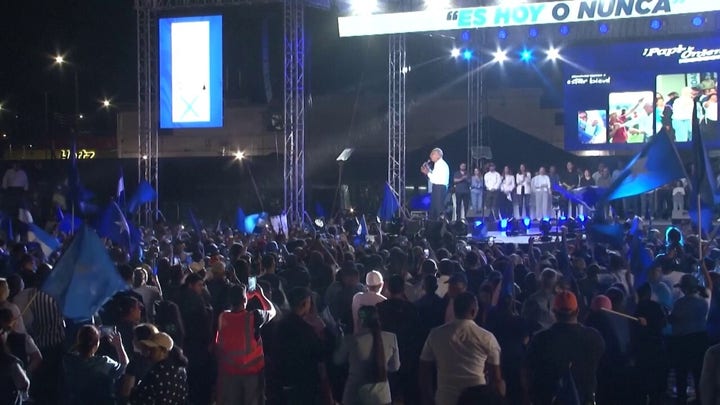 Honduran presidential candidate Nasry Asfura holds campaign rally