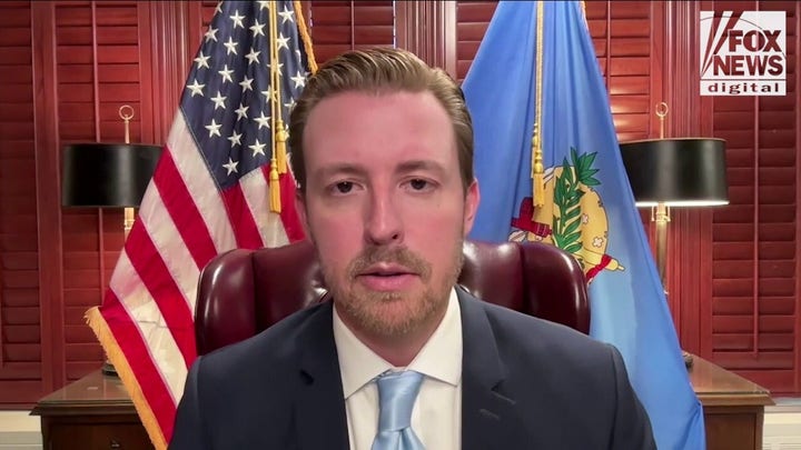 Okla superintendent pushes back amid furor of ICE cooperation