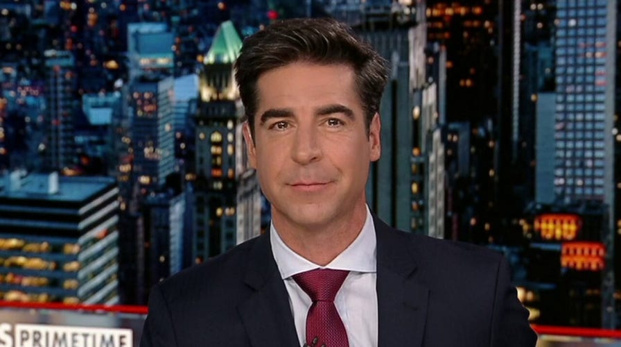 <div></noscript>JESSE WATTERS: Trump is campaigning on Biden's side of the field now</div>