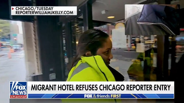 Migrant hotel refuses Chicago reporter entry