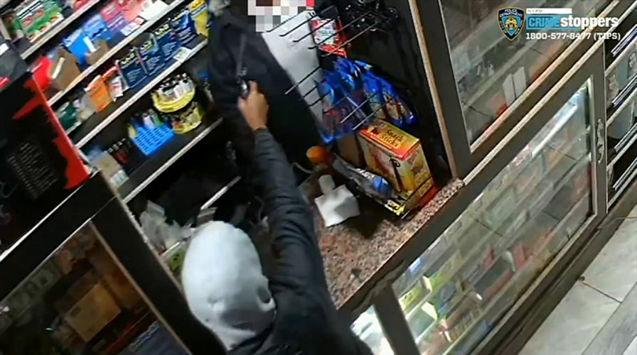 Raw video: NYPD searching for bodega robbery suspect