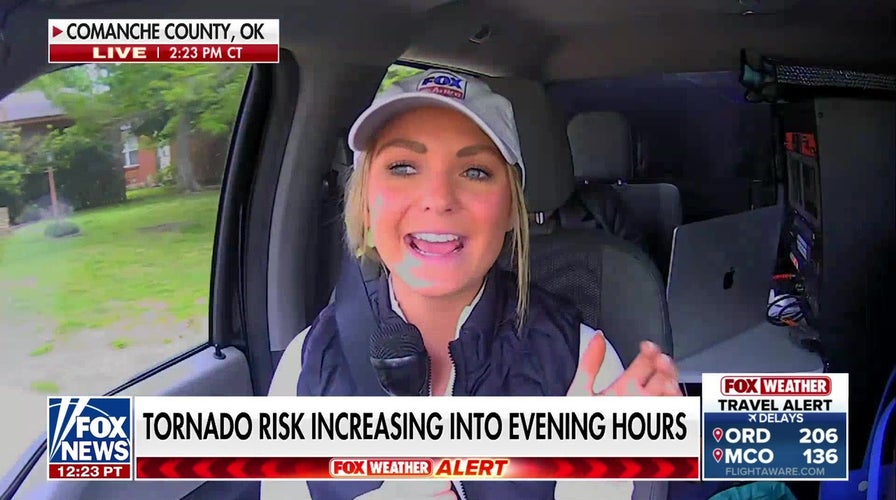 Severe weather threat hits Southern Plains