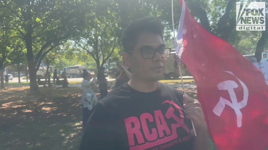 Anti-Israel protesters gather outside DNC