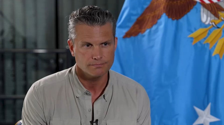 Exclusiva: El Secretario de Guerra Pete Hegseth lanza advertencia a Maduro.