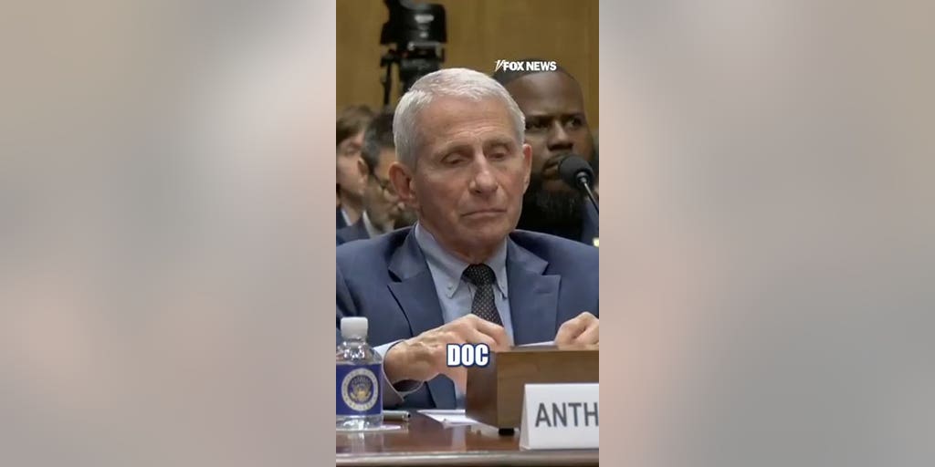 Hawley calls out Dr. Fauci for 'cash prizes' during COVID pandemic