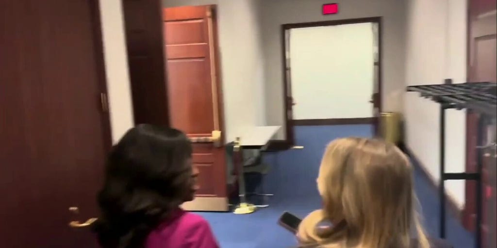 Rep. Jasmine Crockett refuses to apologize for 'Gov Hot Wheels' comment