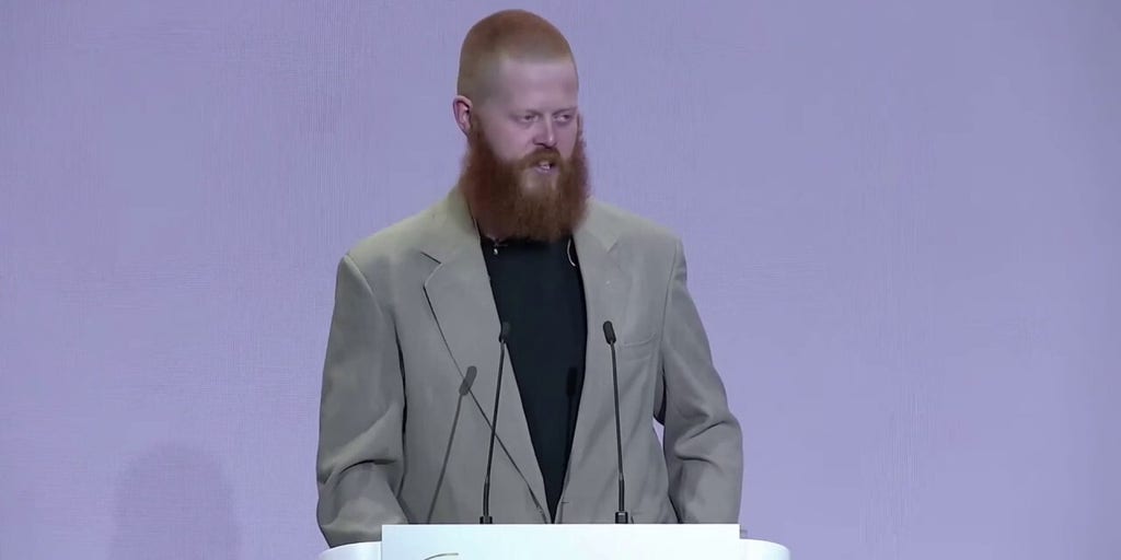 Oliver Anthony warns against 'false idols,' calls for personal responsibility