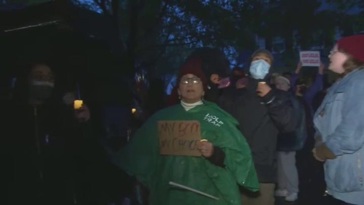 Pro-abortion protesters march to homes of Justices Kavanaugh and Roberts in 'vigil' for Roe v. Wade