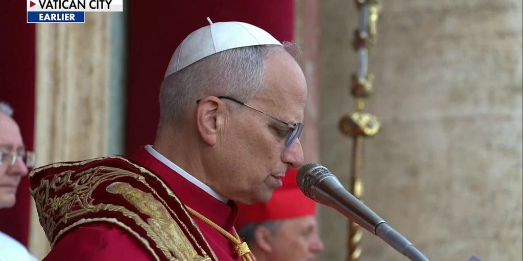 Pope Leo gives first Christmas Urbi et Orbi address