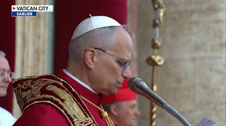 Pope Leo gives first Christmas Urbi et Orbi address