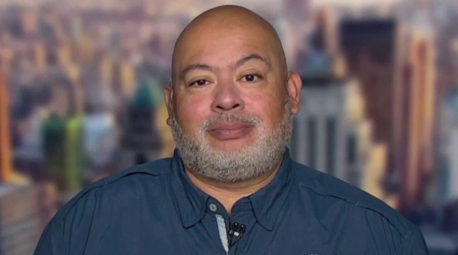 Cop trapped in 9/11 Ground Zero rubble writes children's book