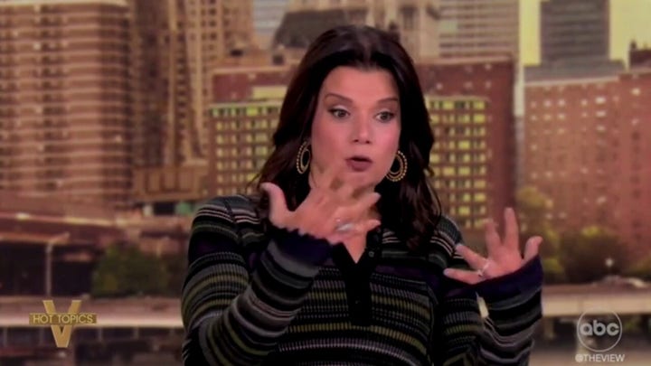 'The View' co-host calls out 'conflict of interest' in Olivia Nuzzi-RFK Jr. relationship