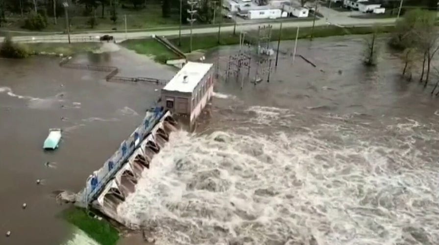 Severe flooding in central Michigan called a 'life-threatening situation'