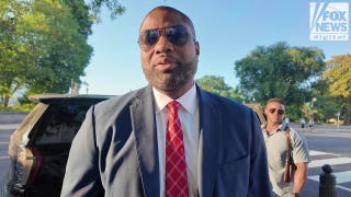 Byron Donalds gives blunt response to debate demands, shrugs off 'another stunt' by rival