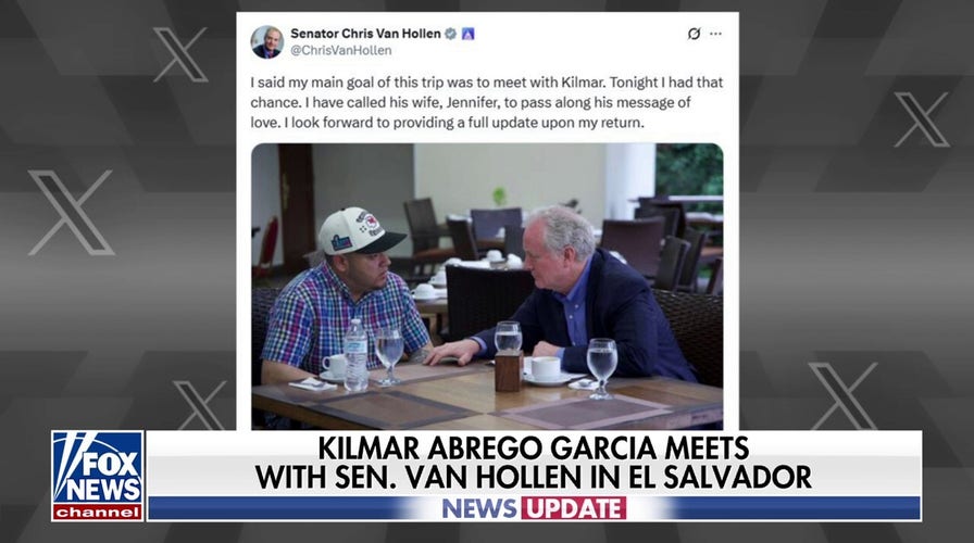 Sen. Van Hollen meets with Kilmar Abrego Garcia
