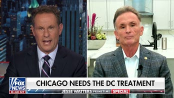 It’s ‘insanity’ that Chicago cops run from ‘crime to crime’ but don’t want federal help, says former police commissioner