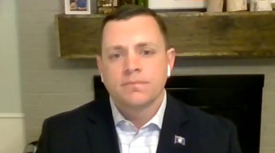 Democratic state senator of Wisconsin viciously attacked by mob seen toppling statues