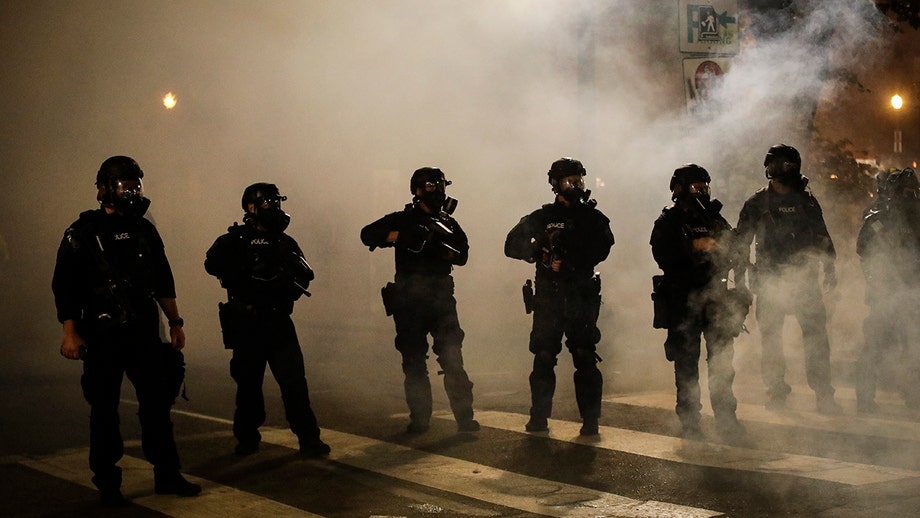 Federal agents to begin leaving Portland’s downtown: DHS, Oregon governor