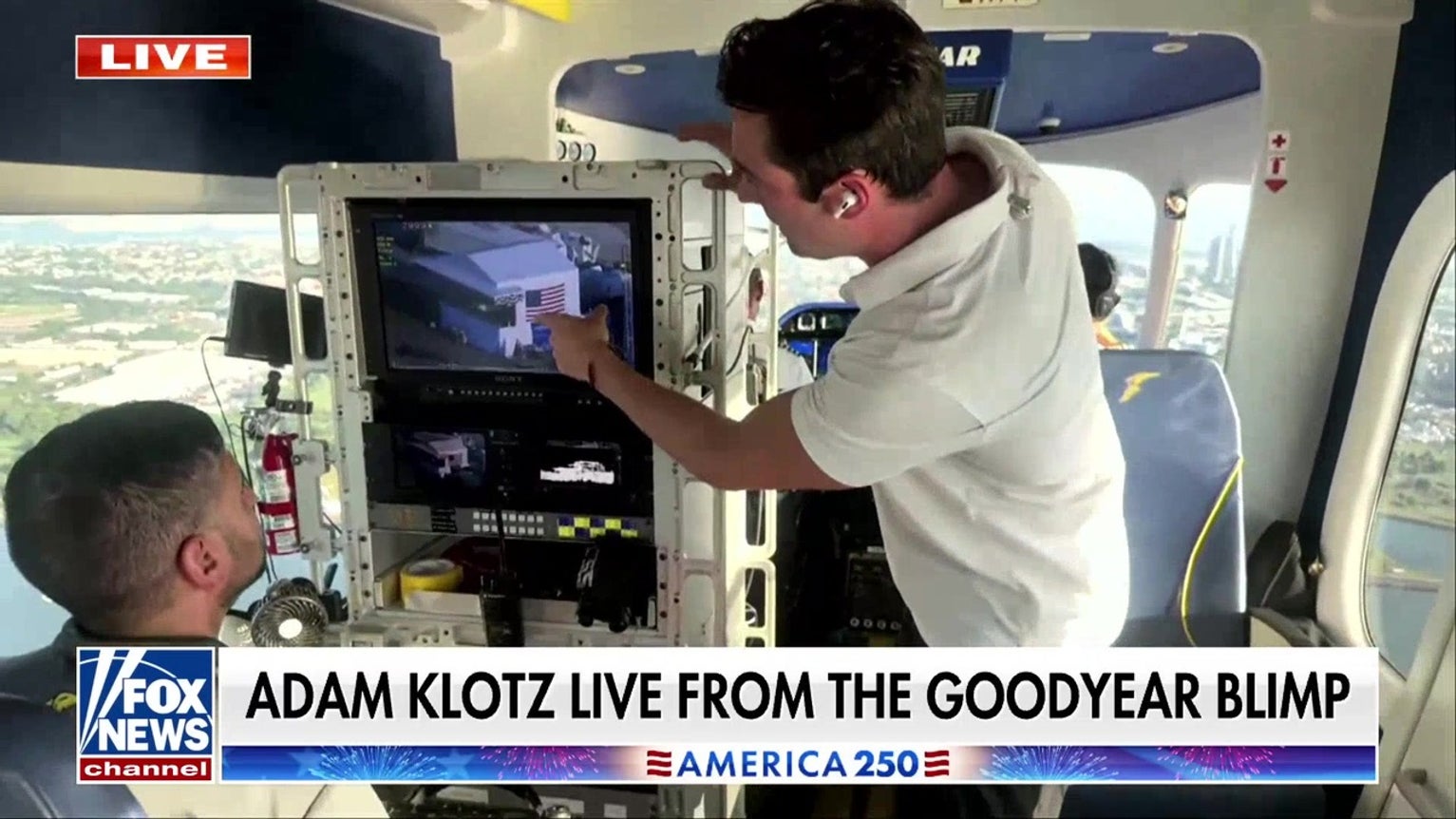 Adam Klotz gets bird's-eye view of NYC from Goodyear Blimp