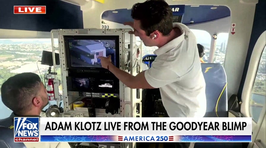 Adam Klotz gets bird's-eye view of NYC from Goodyear Blimp